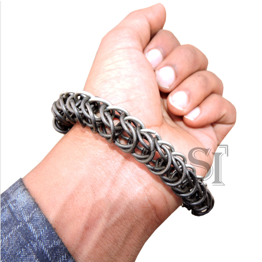 Medieval Renaissance Chainmail Bracelet Cuff4Q3CH902